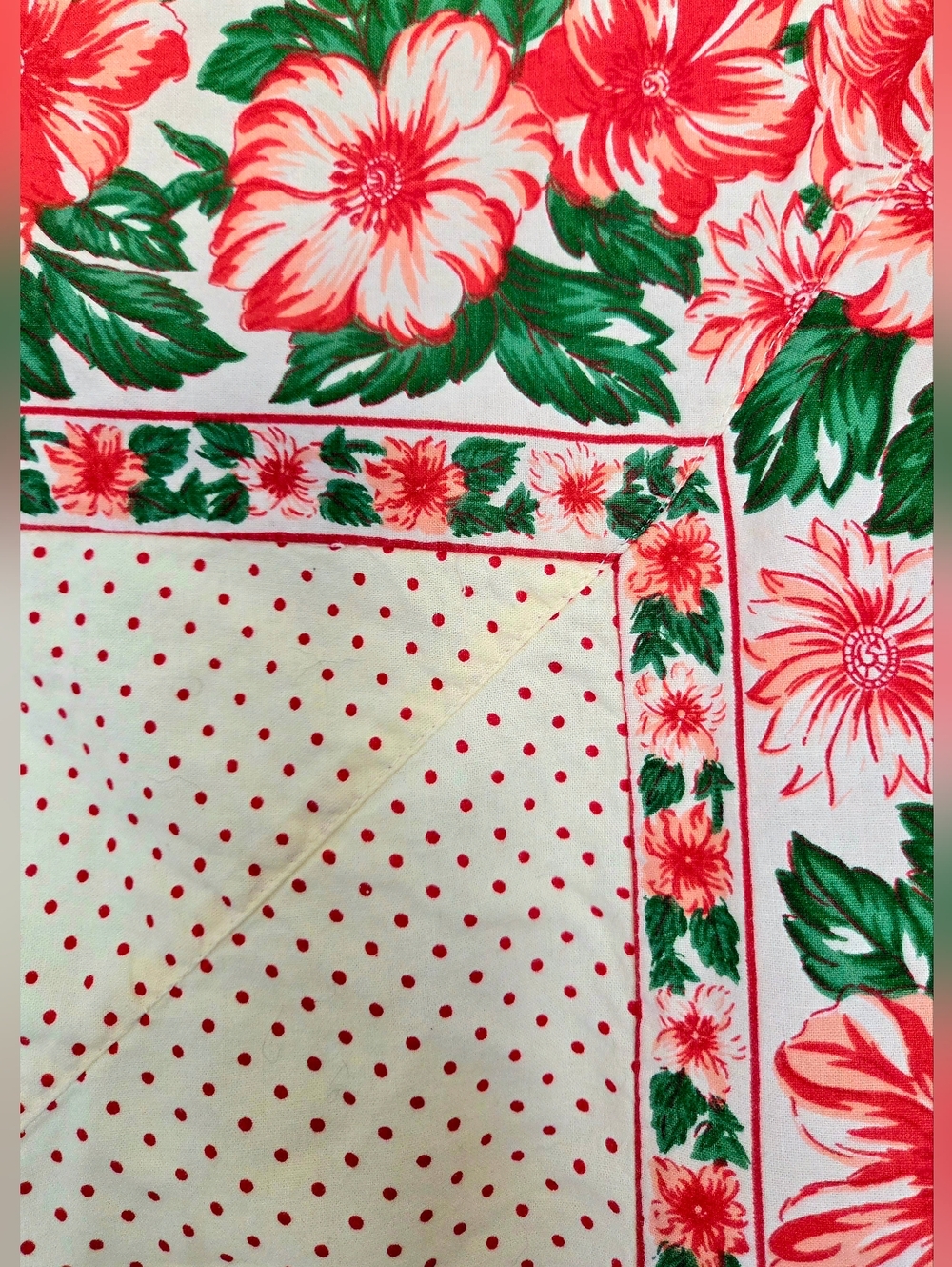 Vtg April Cornell Tablecloth JULY Floral Polkadot 48 X 56" Cotton Cottagecore - Picture 3 of 8